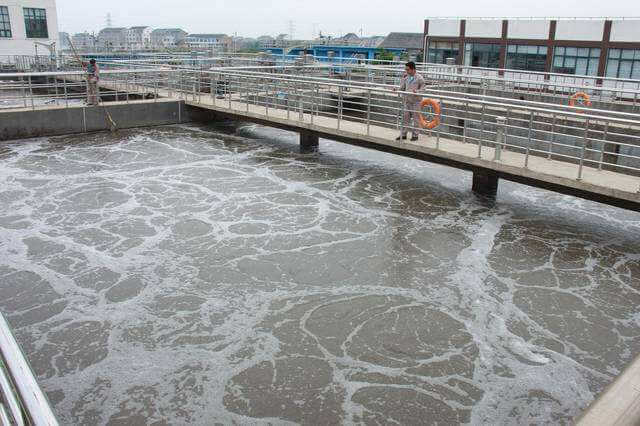 生化水處理起泡原因分析，什么方法解決泡沫？